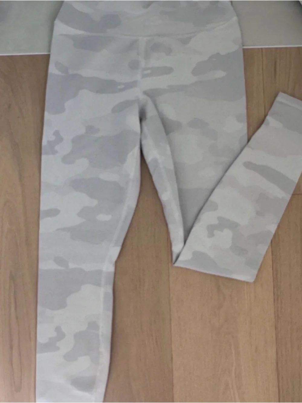 ALO Yoga Kids Gray Camo Leggings